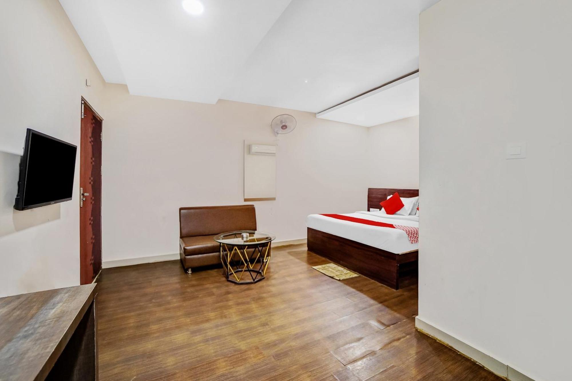 Hotel Collection O Suvidha à Bilāspur Extérieur photo